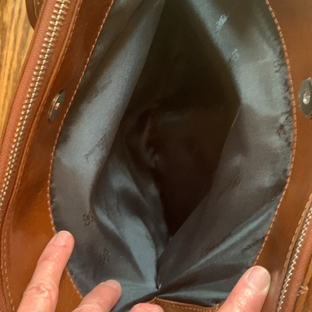 Ashwood genuine brown leather work satchel/tote with adjustable removable strap - Picture 7 of 16